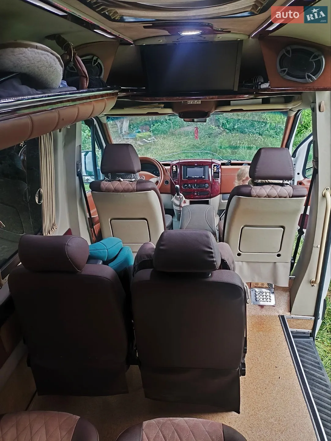 2010 Mercedes-Benz Sprinter - мініатюра 14