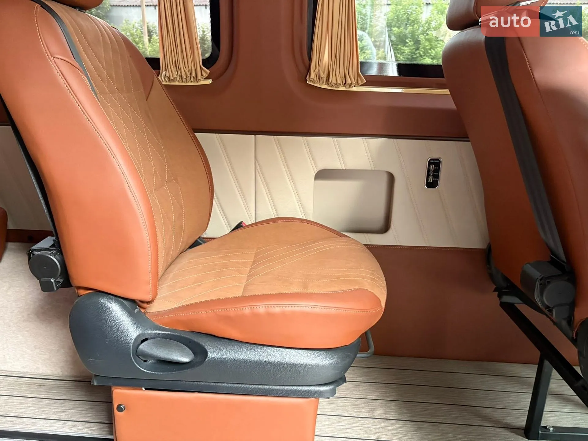 2014 Mercedes-Benz Sprinter - мініатюра 19