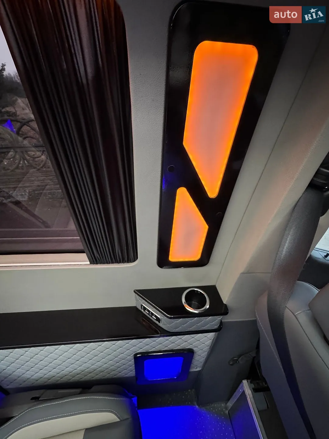 2020 Mercedes-Benz Sprinter - мініатюра 17