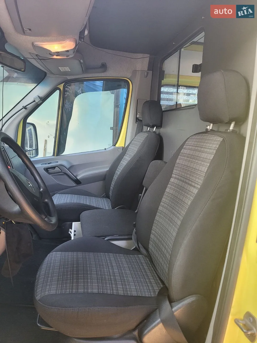 2013 Mercedes-Benz Sprinter - мініатюра 16