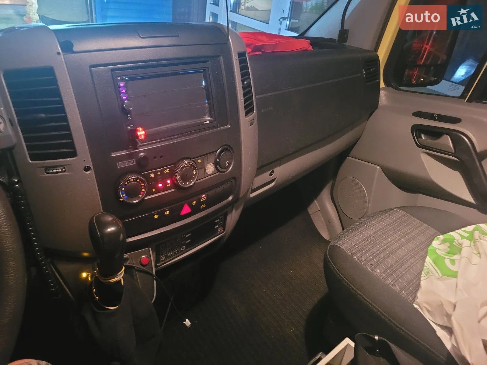 2013 Mercedes-Benz Sprinter - мініатюра 17
