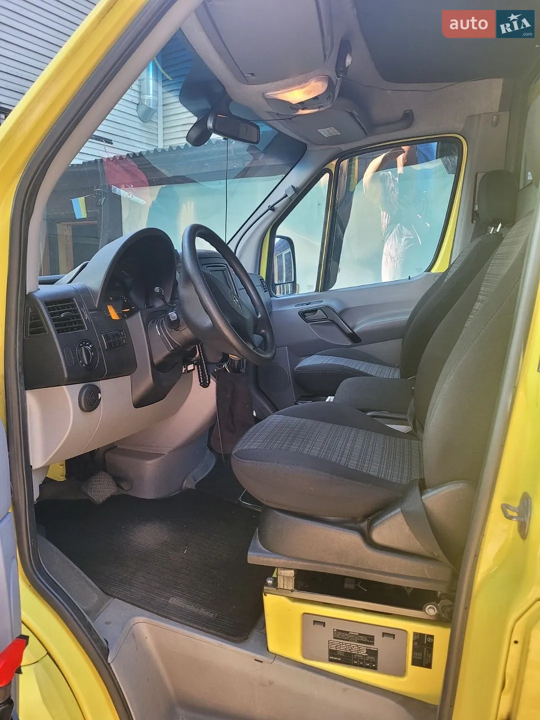 2013 Mercedes-Benz Sprinter - мініатюра 20