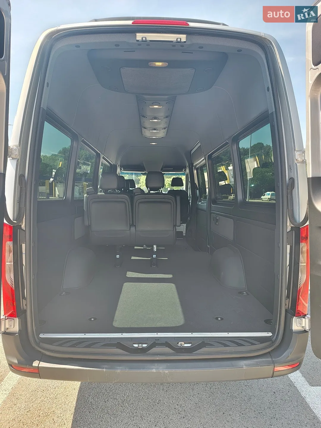 2021 Mercedes-Benz Sprinter - мініатюра 33