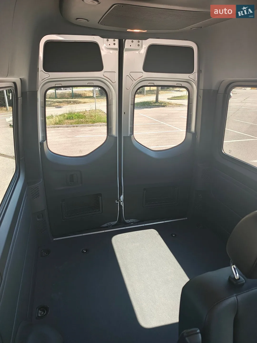 2021 Mercedes-Benz Sprinter - мініатюра 38
