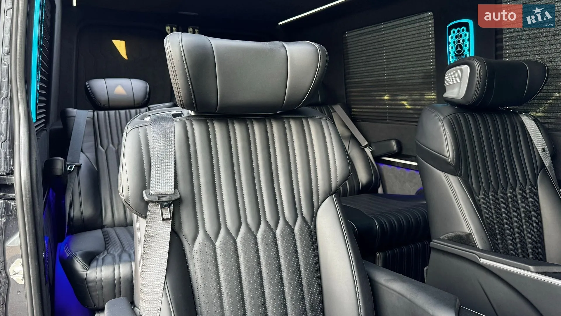 2018 Mercedes-Benz Sprinter - мініатюра 90