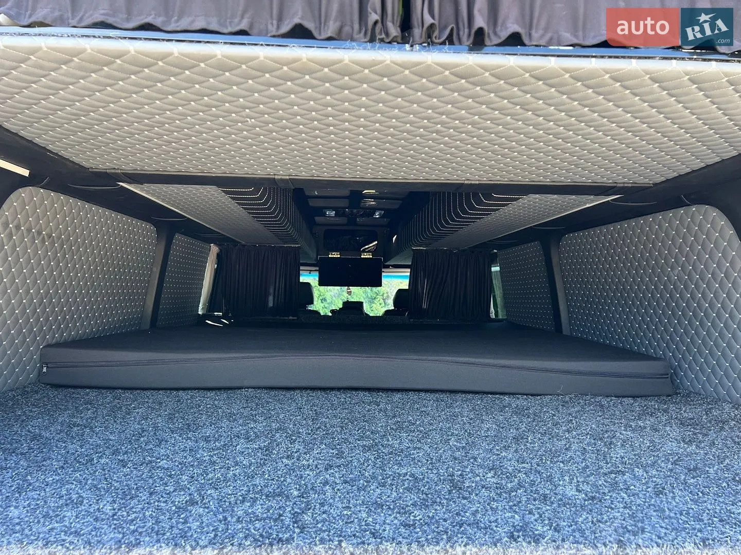 2017 Mercedes-Benz Sprinter - мініатюра 11
