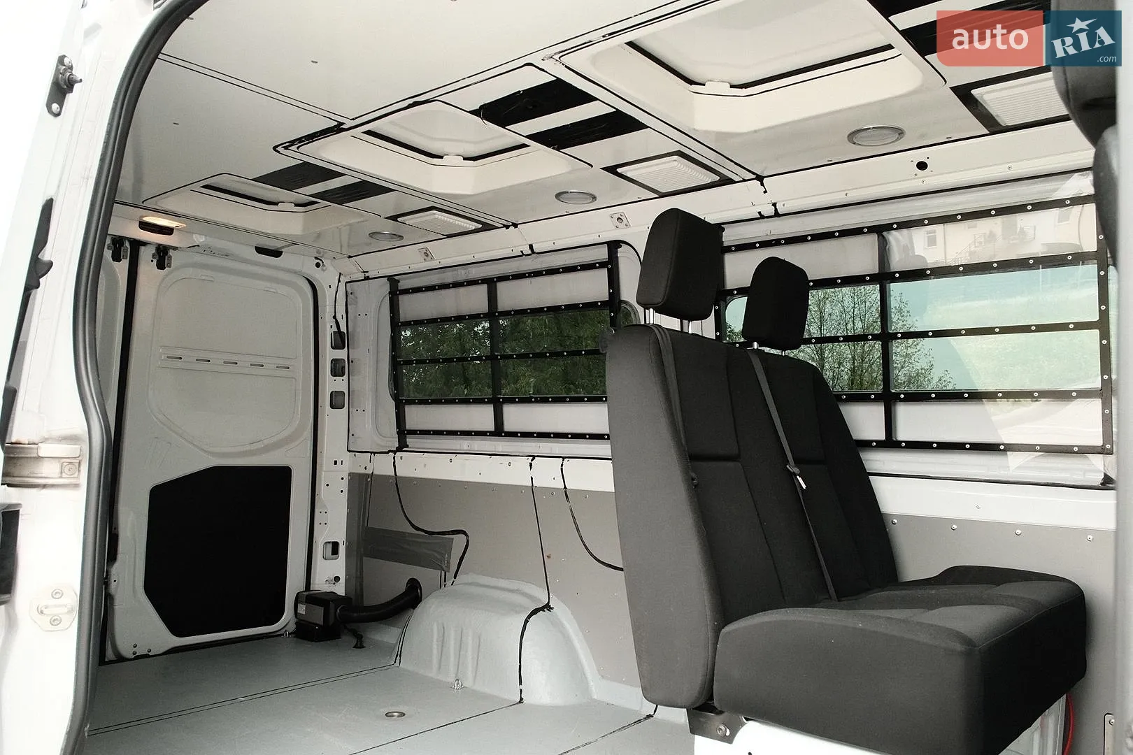 2019 Mercedes-Benz Sprinter - мініатюра 13