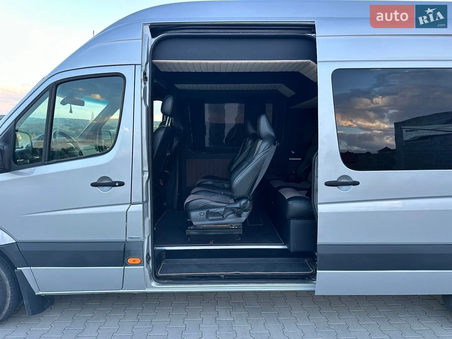 2013 Mercedes-Benz Sprinter - мініатюра 28