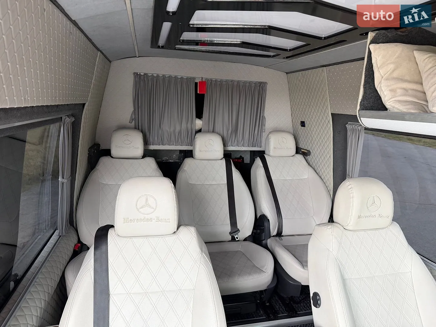 2010 Mercedes-Benz Sprinter - мініатюра 7