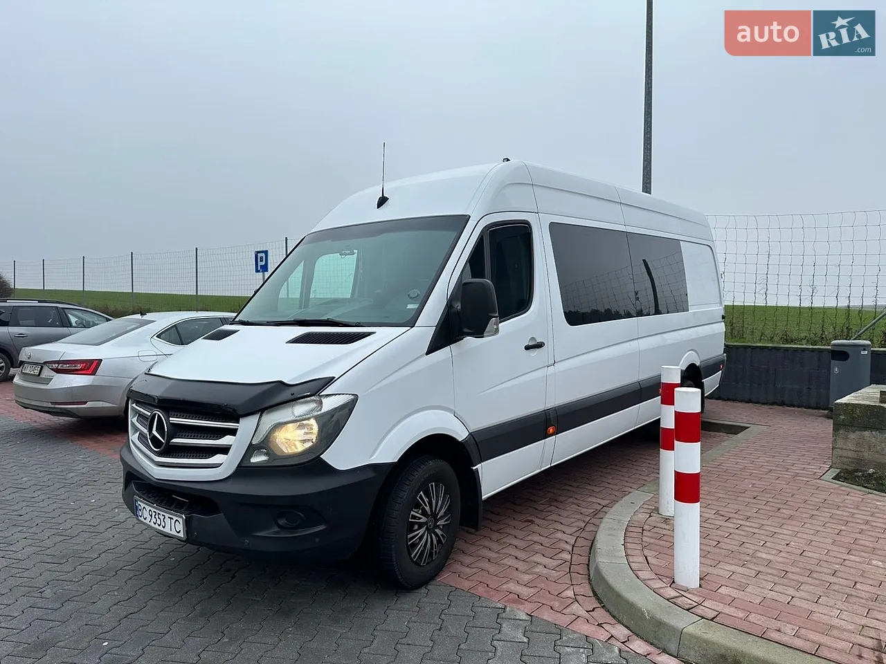 2011 Mercedes-Benz Sprinter - мініатюра 12