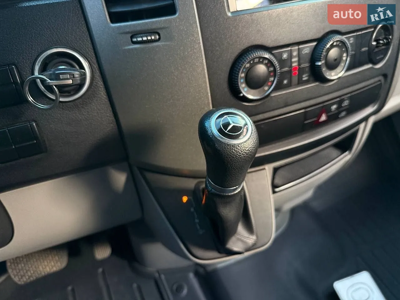 2014 Mercedes-Benz Sprinter - мініатюра 25