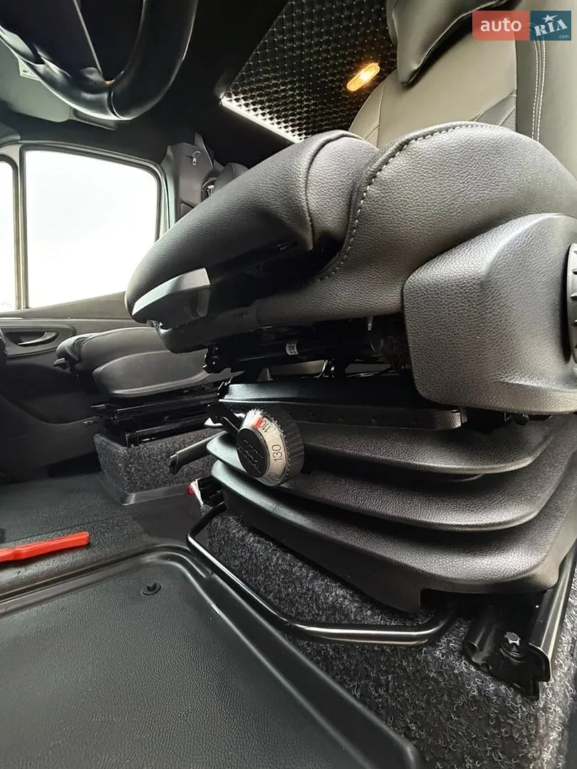 2020 Mercedes-Benz Sprinter - мініатюра 103