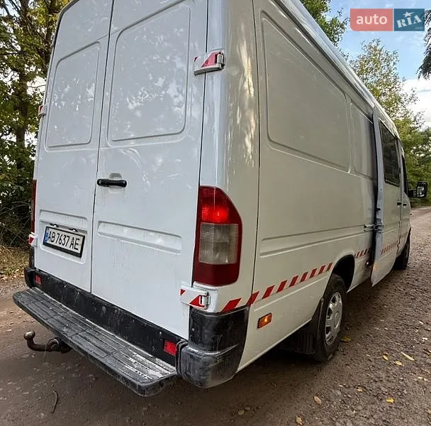 Mercedes-Benz Sprinter 2000