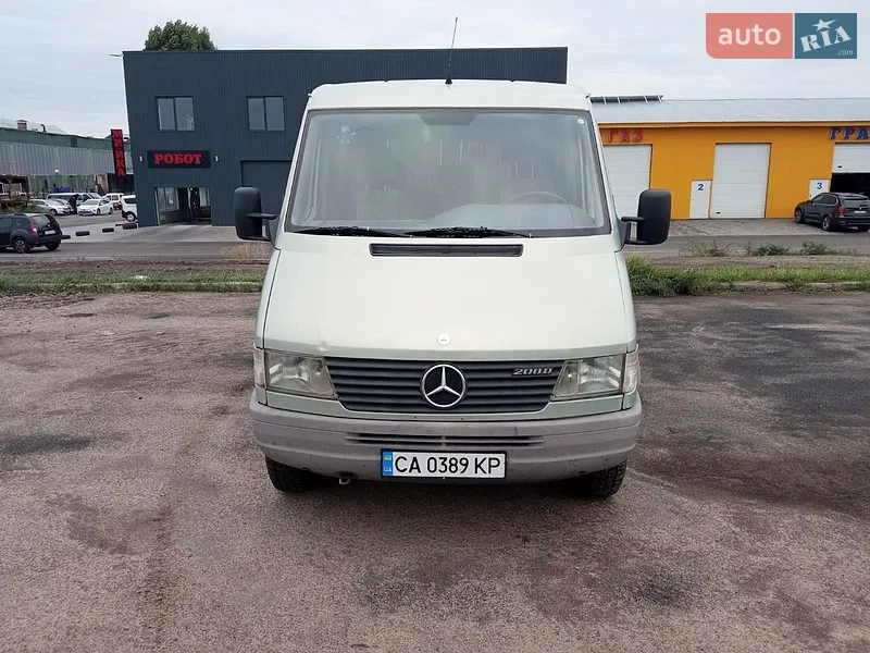 Mercedes-Benz Sprinter