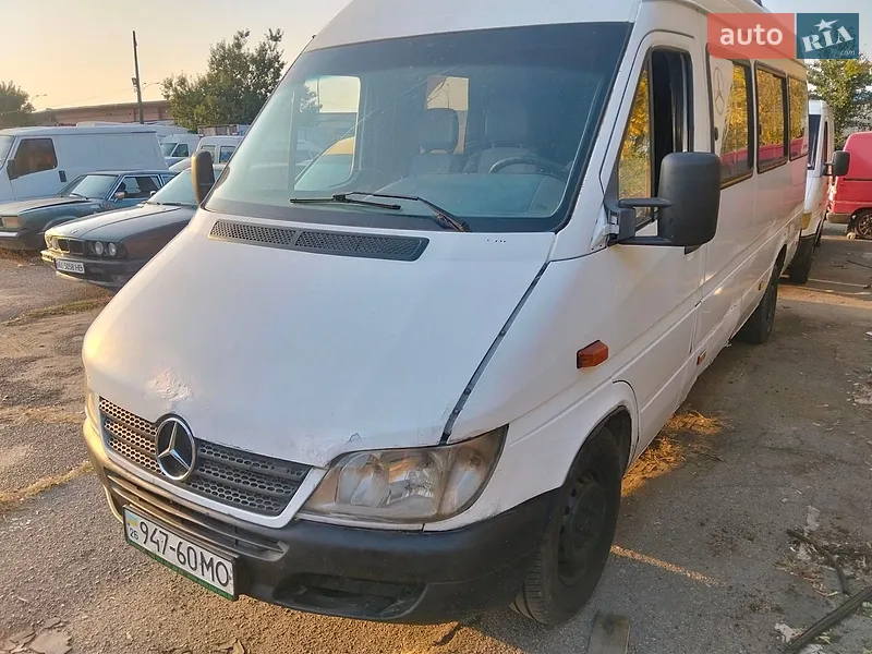 Mercedes-Benz Sprinter