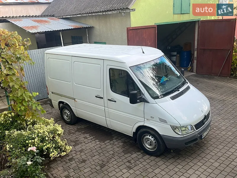 Mercedes-Benz Sprinter