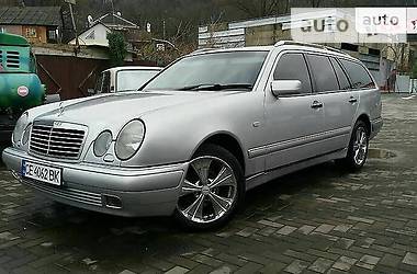 Универсал Mercedes-Benz T1 1998 в Черновцах