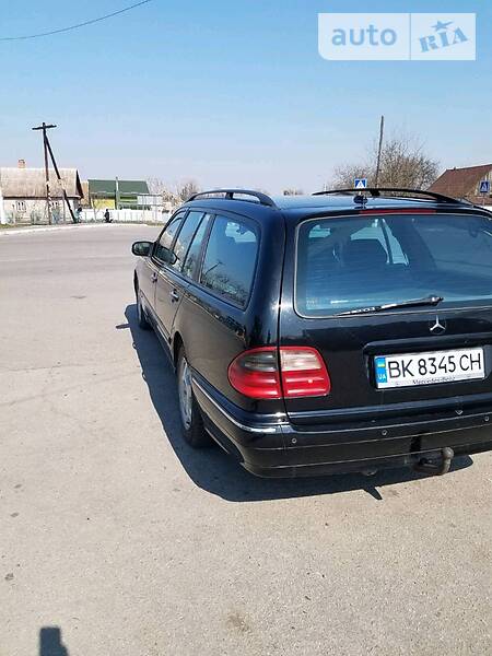Універсал Mercedes-Benz T1 2000 в 
