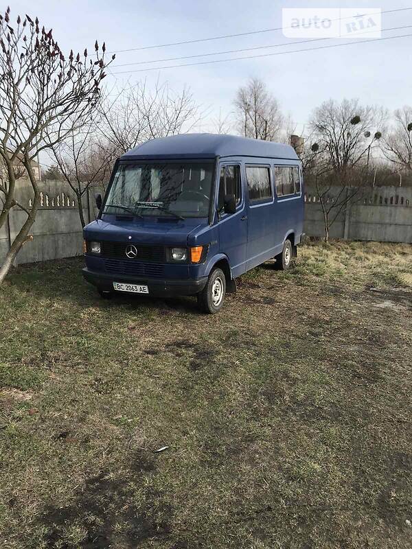 Mercedes-Benz T1 1993
