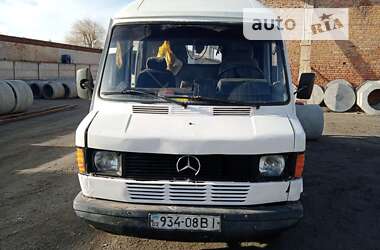 Вантажний фургон Mercedes-Benz T1 1987 в Вінниці