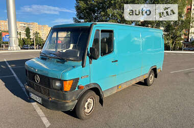 Грузовой фургон Mercedes-Benz T1 1995 в Киеве