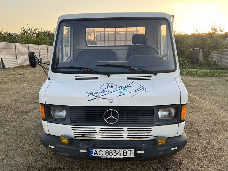 Платформа Mercedes-Benz T1 1993 в 