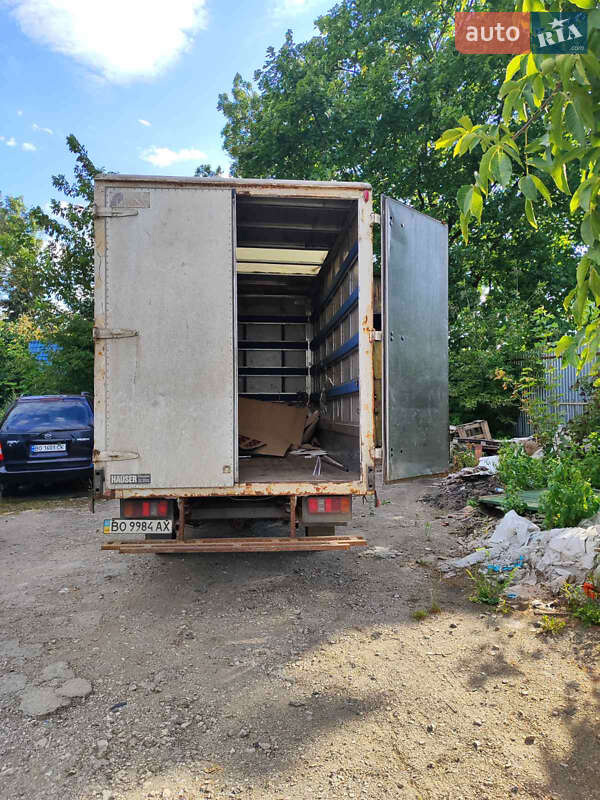 Вантажний фургон Mercedes-Benz T1 1995 в Тернополі