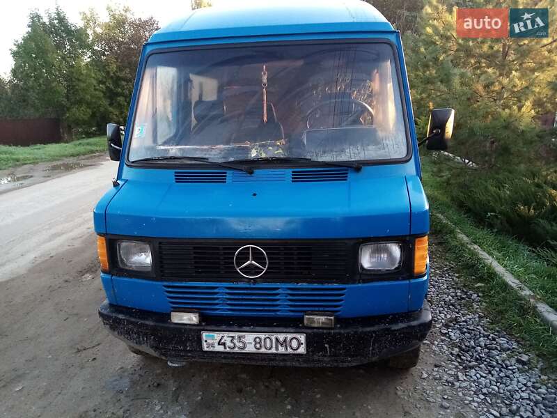 Микроавтобус Mercedes-Benz T1 1988 в Сокирянах