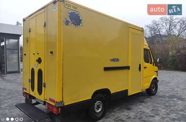 Грузовой фургон Mercedes-Benz T1 1995 в 