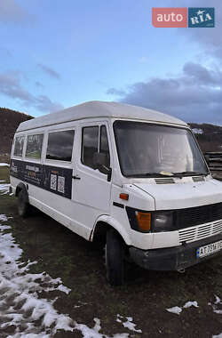 Вантажний фургон Mercedes-Benz T1 1985 в Болехові