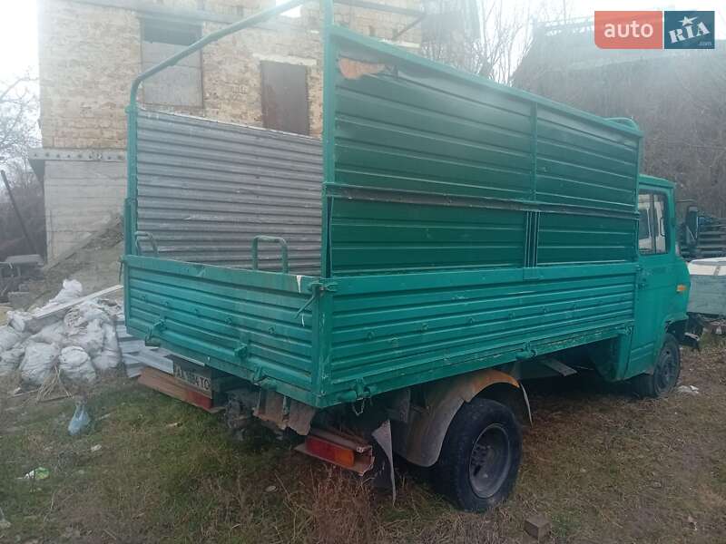 Борт Mercedes-Benz T1 1976 в Киеве фото 3 Борт Mercedes-Benz T1 1976 в Киеве