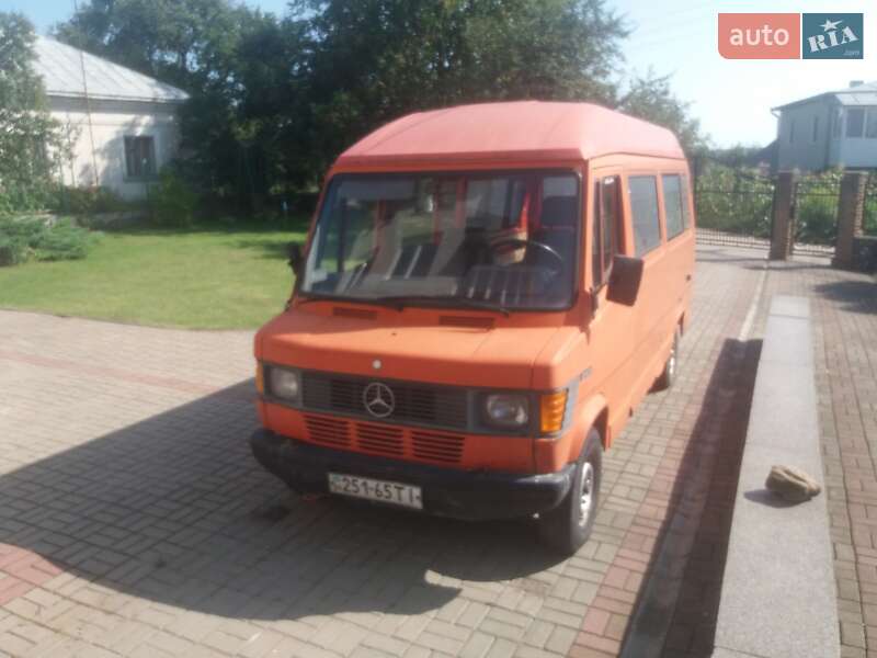 Mercedes-Benz T1 1992 Mercedes-Benz T1 1992