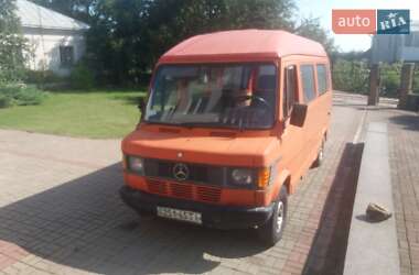 Вантажний фургон Mercedes-Benz T1 1992 в Тернополі