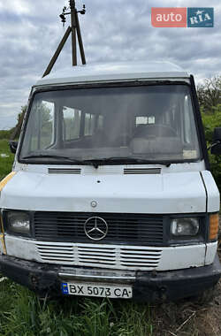 Микроавтобус Mercedes-Benz T1 1995 в Красилове