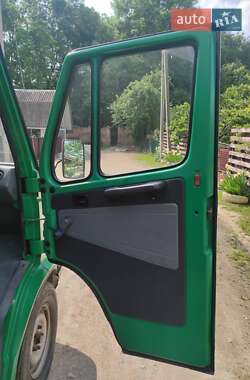 Грузовой фургон Mercedes-Benz T1 1994 в 