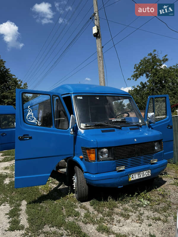 Mercedes-Benz T1 1992
