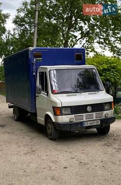 Для перевезення тварин Mercedes-Benz T1 1989 в Чернівцях