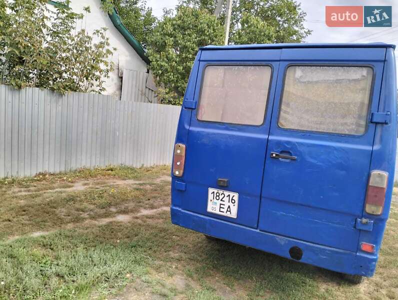 Другие автобусы Mercedes-Benz T1 1979 в Жашкове