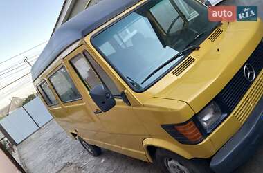 Вантажопасажирський фургон Mercedes-Benz T1 1995 в Одесі