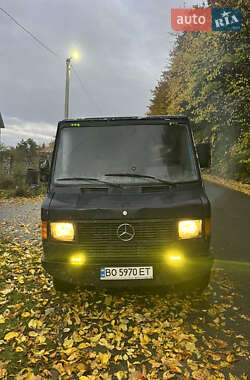 Вантажопасажирський фургон Mercedes-Benz T1 1986 в Тернополі