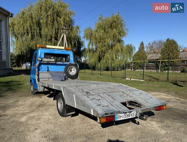 Эвакуатор Mercedes-Benz T1 1986 в Подольске фото 5 Эвакуатор Mercedes-Benz T1 1986 в Подольске