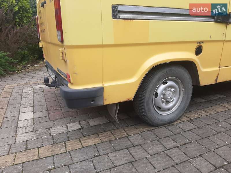 Вантажопасажирський фургон Mercedes-Benz T1 1994 в Східниці фото 16 Вантажопасажирський фургон Mercedes-Benz T1 1994 в Східниці