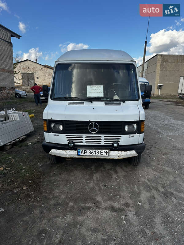 Грузовой фургон Mercedes-Benz T1 1994 в Запорожье
