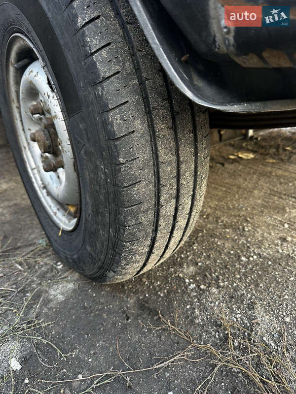 Грузовой фургон Mercedes-Benz T1 1994 в Запорожье