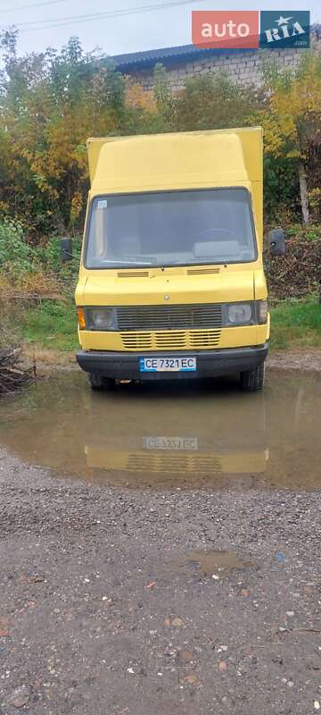 Грузовой фургон Mercedes-Benz T1 1996 в Черновцах