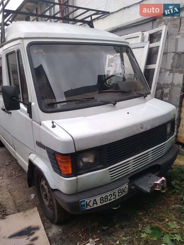 Mercedes-Benz T1 1994