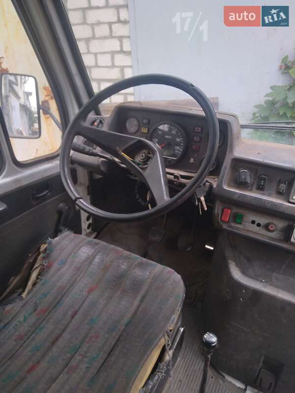 Грузопассажирский фургон Mercedes-Benz T1 1994 в Киеве