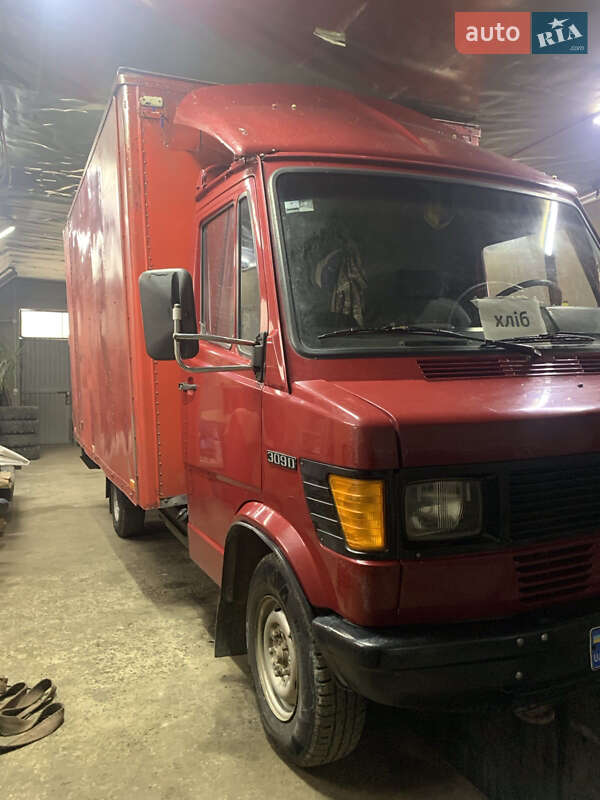 Mercedes-Benz T1 1988 Mercedes-Benz T1 1988