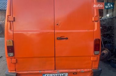 Вантажний фургон Mercedes-Benz T1 1990 в Луцьку