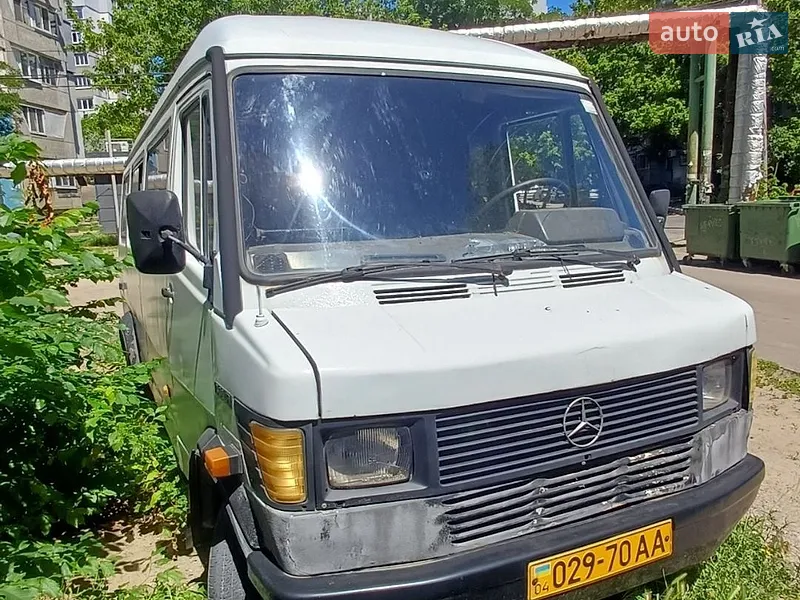 Mercedes-Benz T1